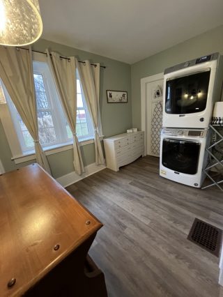 Historical Octagon house laundry room